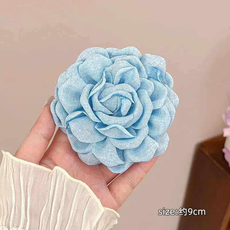 LuxeHair Stereoscopic Rose Hair Clips For Women Sturdy Back Of The Head Shark Clips Fashionable Hair Accessories