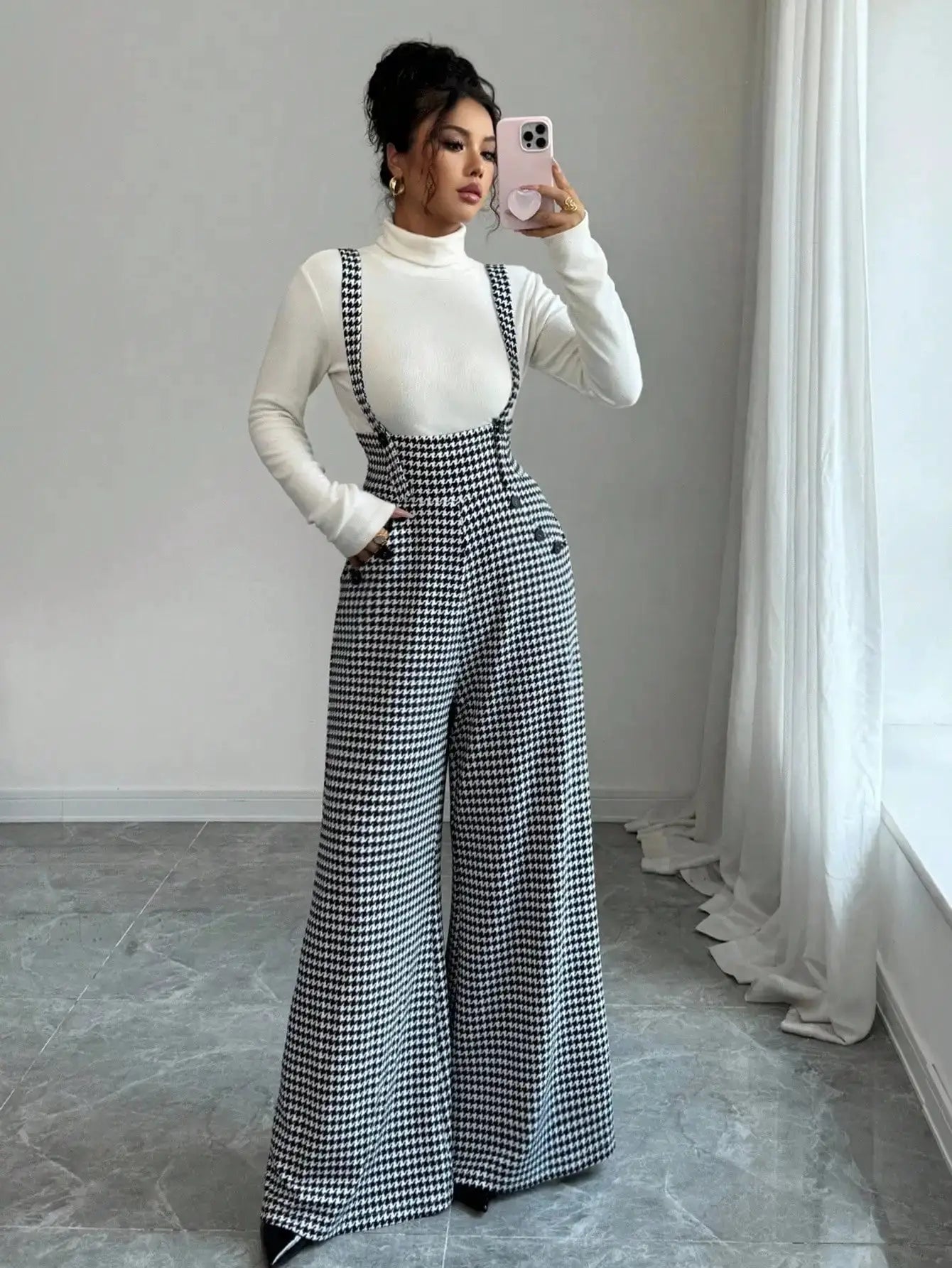 Women's black-and-white houndstooth wide-leg suspender overalls