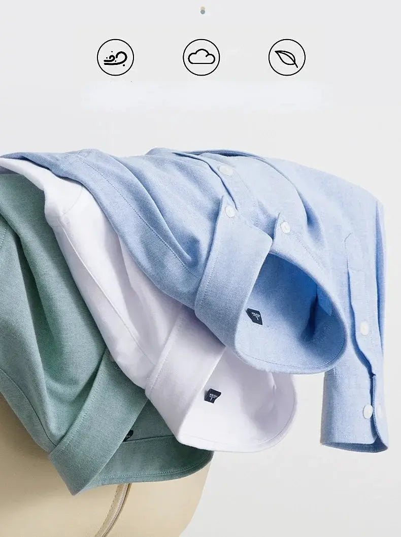 Men's slim-fit oxford cotton shirts, long sleeves, 3-pack in light blue, white and sage green.