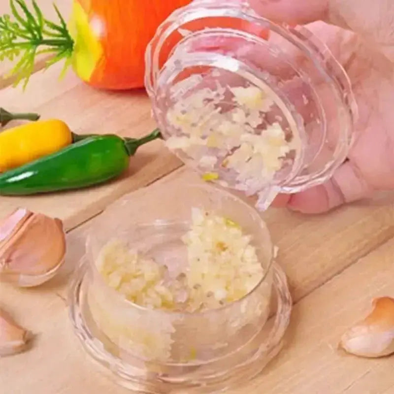 Multifunctional Garlic Crusher and Manual Garlic Press Chopper Kitchen Gadget for Easy Mince and Chop