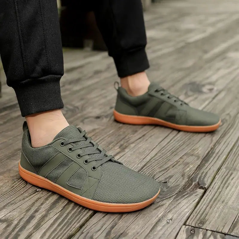 Simples Market wide-toed casual sneakers olive green with orange sole, 1 pair