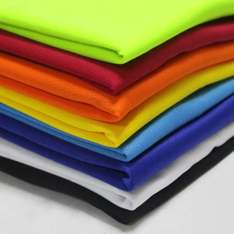 Simples Market running shirts, 8-pack in bright colors with quick-dry fabric