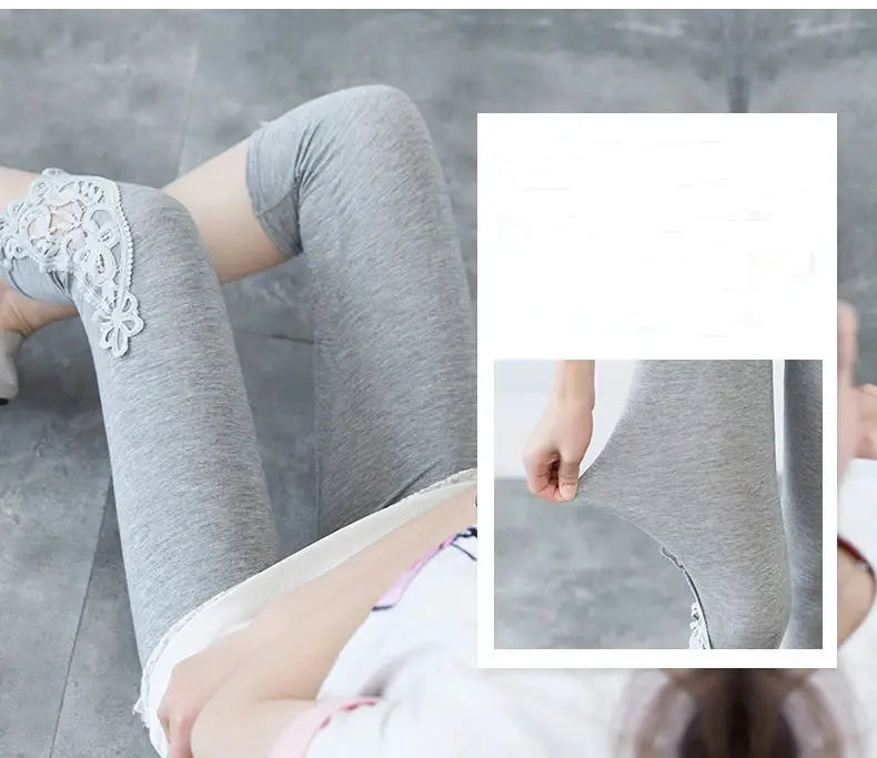 Women's capri leggings with gray lace trim, 3/4 length, stretch modal fabric from Simples Market