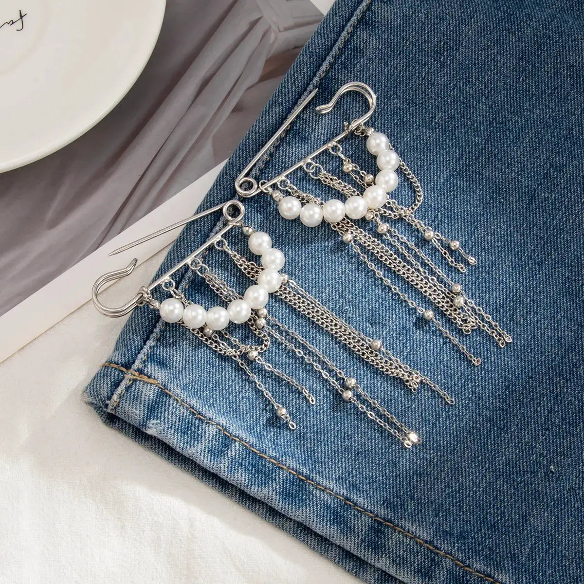 Retro Sweet Imitation Pearl Metal Chain Anklet With Tassel Pendant 2025 Creative Girl Fashion Jewelry