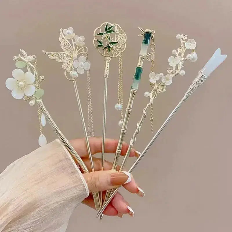 Elegant Chinese Style Tassel Hair Stick Durable Alloy With Traditional Floral Design Hairpin For Women