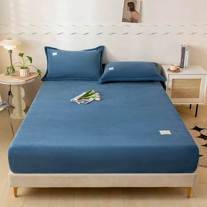 Velvet thermal mattress cover, blue plush sheet set for winter, fits 120x200 bed