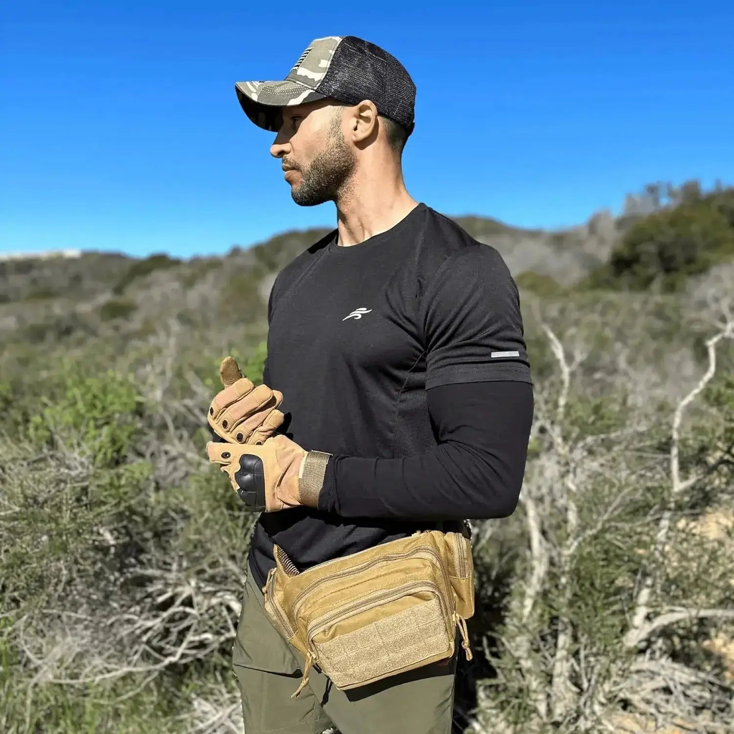 Simples Market tactical waist pack; tan nylon multi-pocket fanny bag for hiking