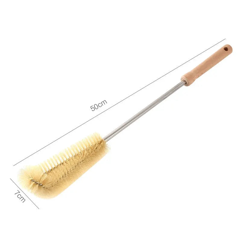 Bottle cleaning brush with a wooden handle and long metal shaft from Simples Market, natural bristles