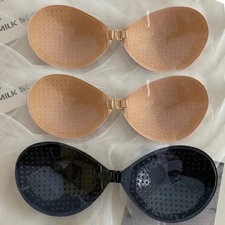 Simples Market women's strapless adhesive silicone bras set in nude and black (3-pack)