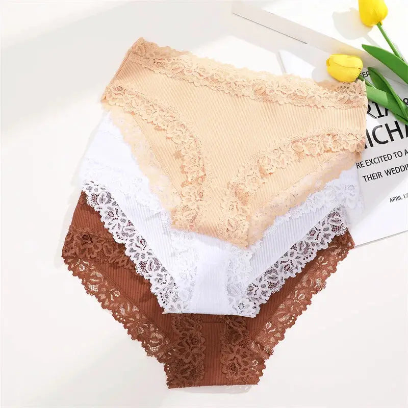 Panties 3-piece set Simples Market, lace cotton, low-rise seamless briefs in beige, white and brown
