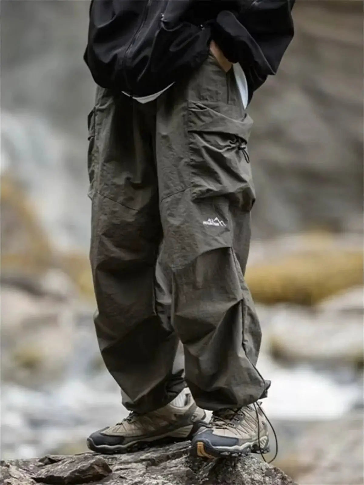 Men's Simples Market waterproof cargo hiking pants, dark gray with multiple pockets for outdoor use