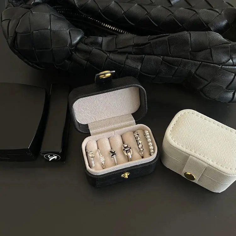 Mini Portable Leather Jewelry Storage Box Travel Organizer For Rings Necklaces And Earrings Gift