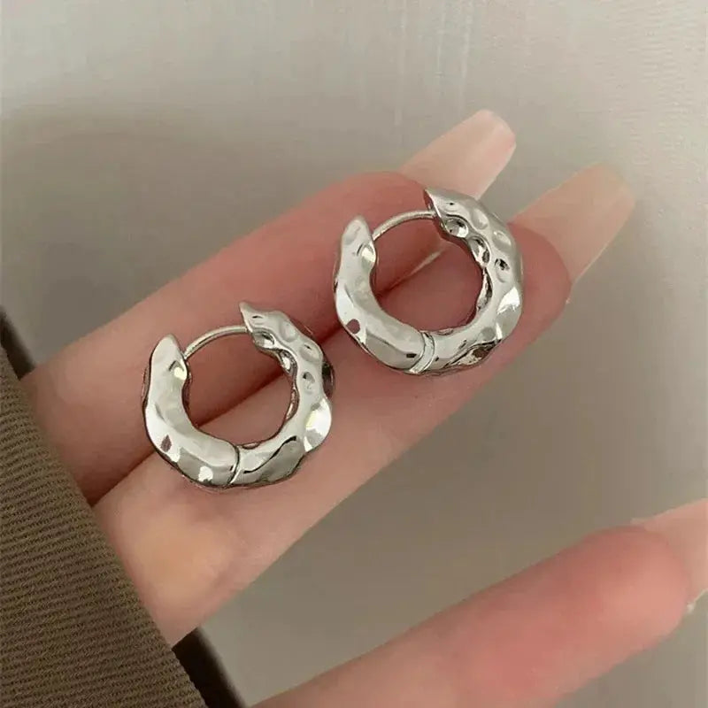 2Pcs Zinc Alloy Smooth Hoop Earrings For Women And Girls Elegant Luxury Jewelry Daily Wear