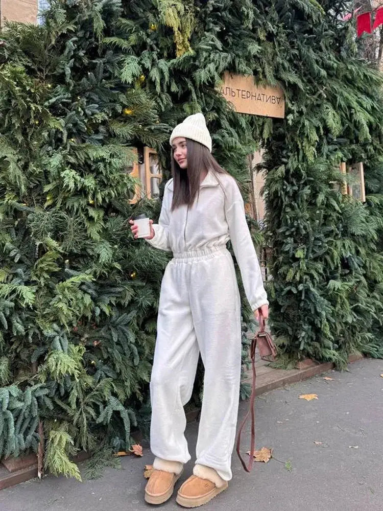 TrendFlow Contrast Color Jumpsuit for Women Sporty Street Style with Stretch Polyester Elastane