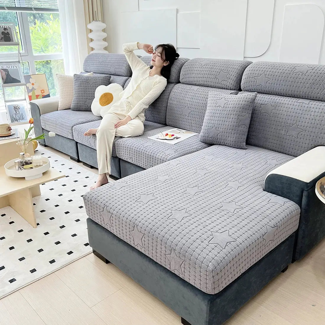 Sofa seat cushion cover in gray jacquard with star pattern; thick, stretch, removable and washable, Simples Market.