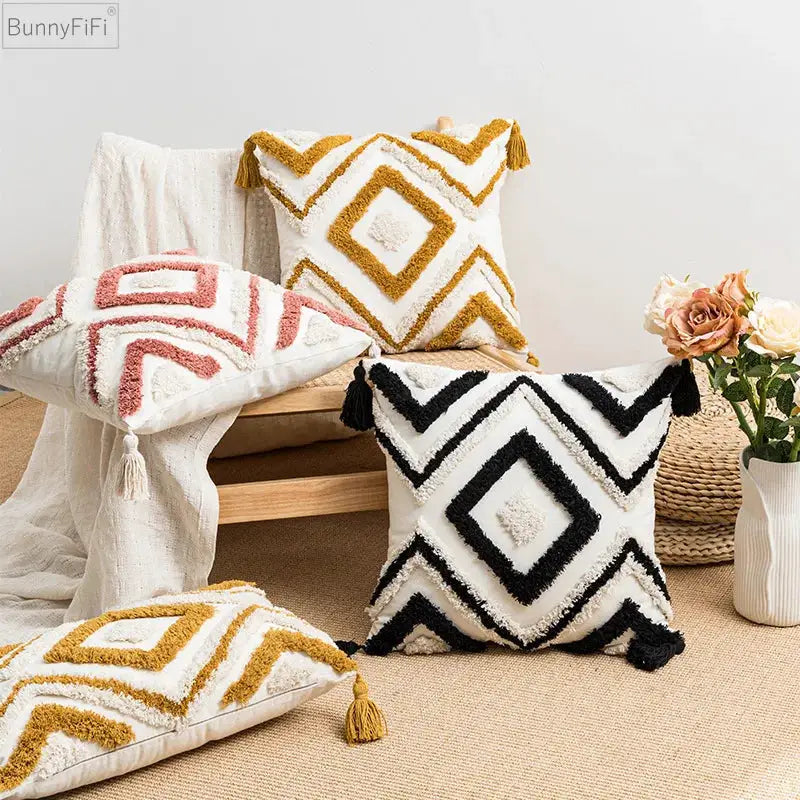 Geometric tufted pillow covers 45x45 cm set of 4 in black/white, mustard yellow, and pink