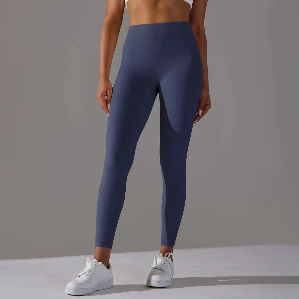 High Waist Naked Feeling Leggings for Women in navy blue by Simples Market; gym, yoga, running pants.