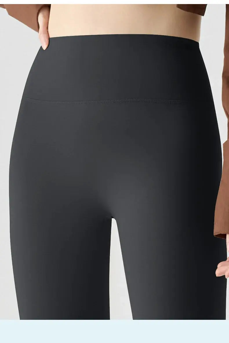 BIVIGAOS seamless sharkskin leggings for women by Simples Market in black, high-waisted, stretchy athletic tights.