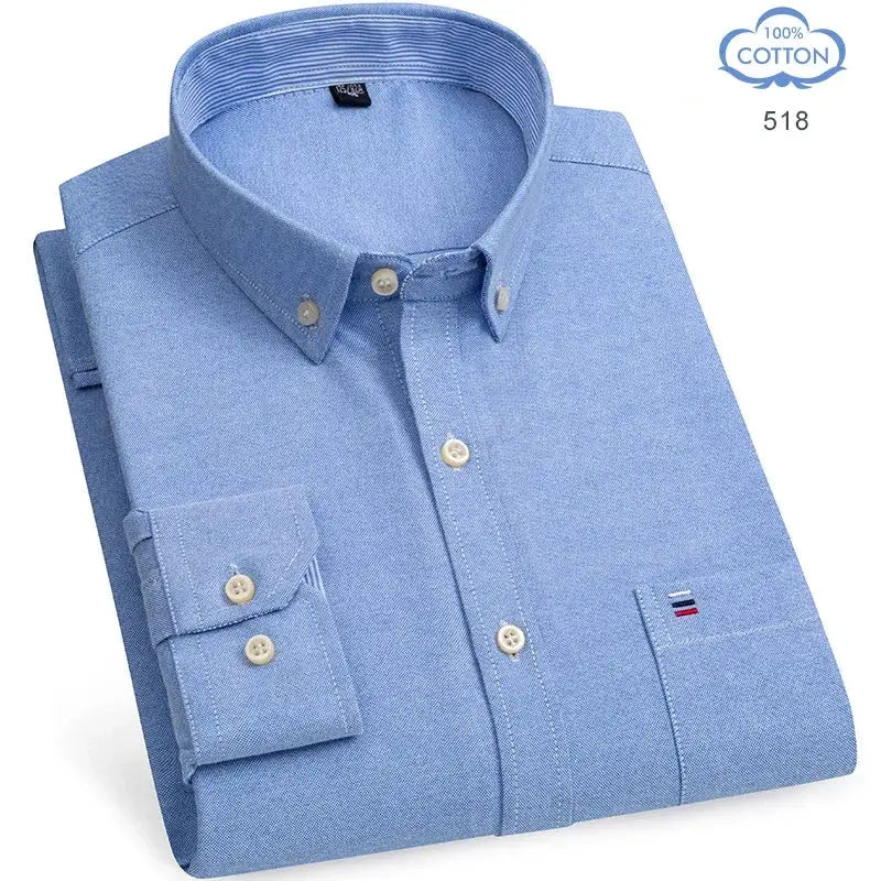 Men's light blue oxford shirt, 100% cotton, long sleeves, button-down collar, front pocket with small logo