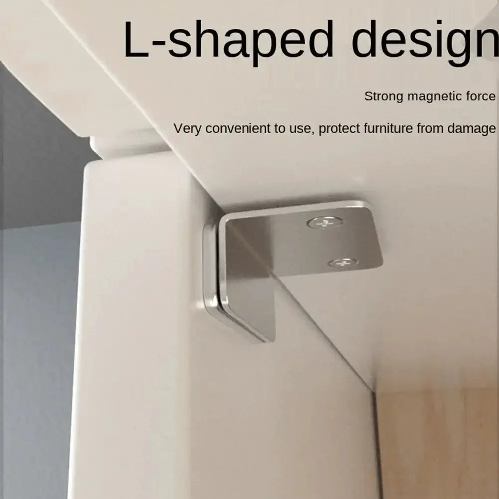 Simples Market L-Type magnetic door closer mounted on white door frame with silver metal finish