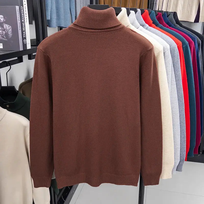 Men's brown knitted turtleneck sweater by Simples Market; long sleeve, slim fit, anti-pilling