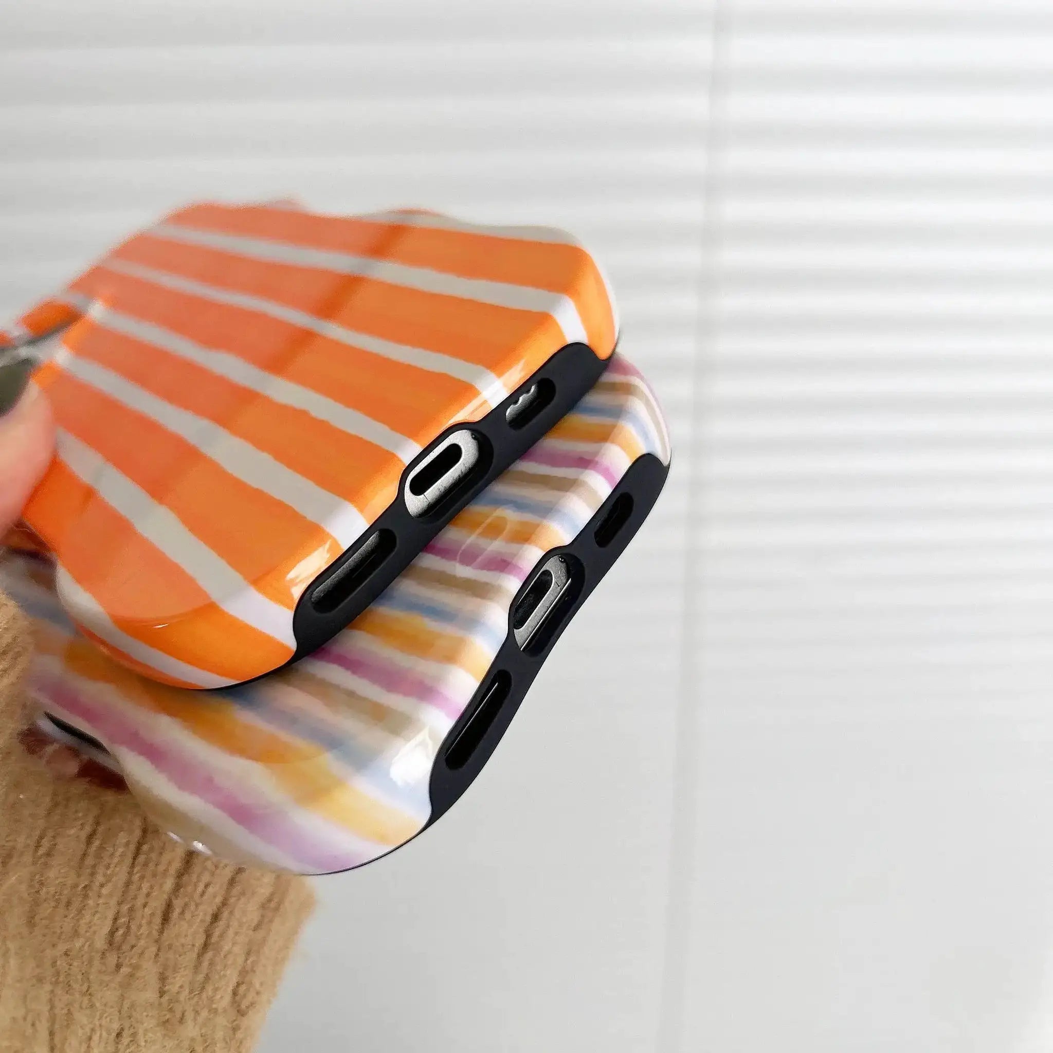 Fashion 2 In 1 Glossy Stripes Phone Case For iPhone 13 14 15 16 Pro Max With Wave Edges And Slim Hard Back Cover
