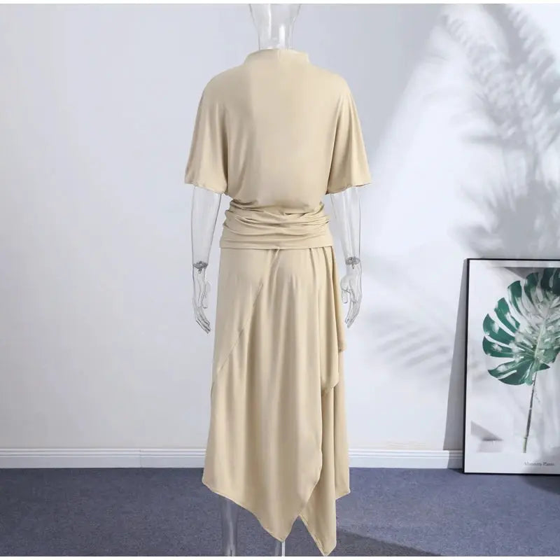 Elegant Two Piece Set High Neck Crop Top With Irregular Pleated Skirt