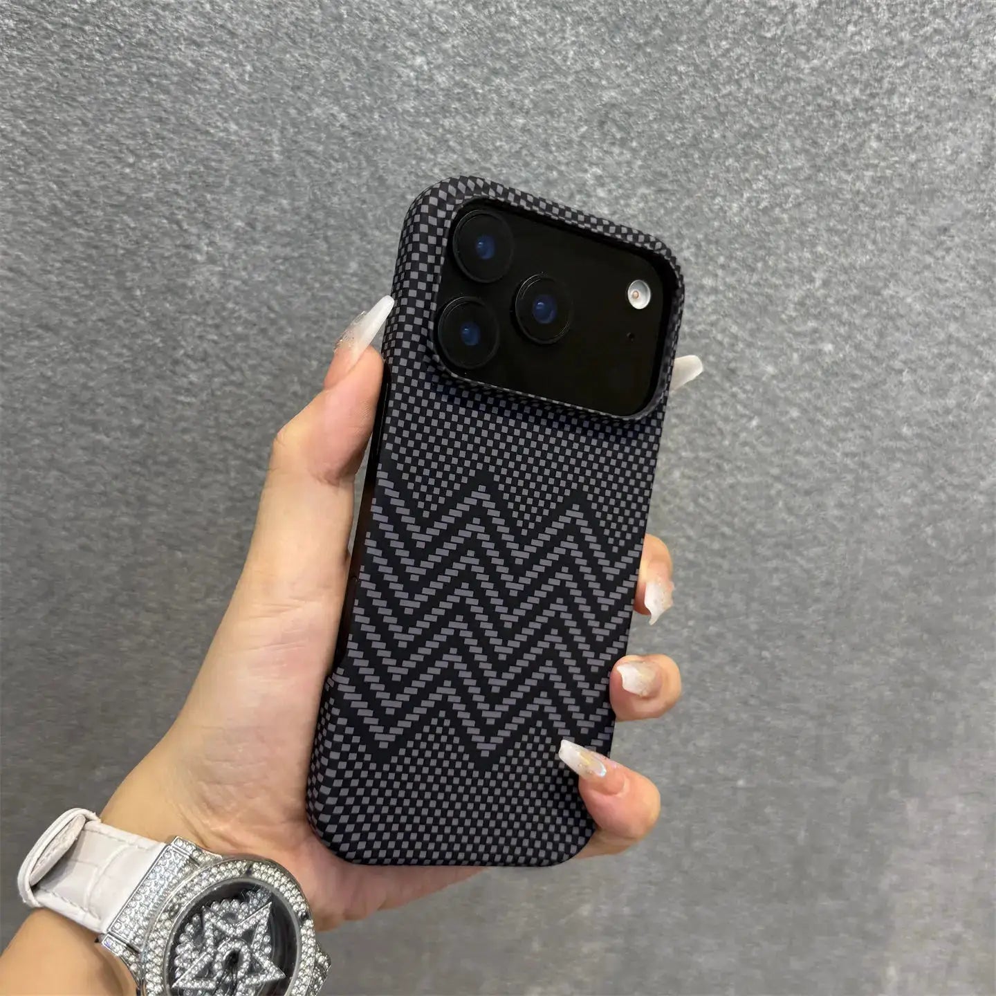 Frameless carbon fiber Kevlar MagSafe phone case for iPhone with black gray chevron pattern by Simples Market