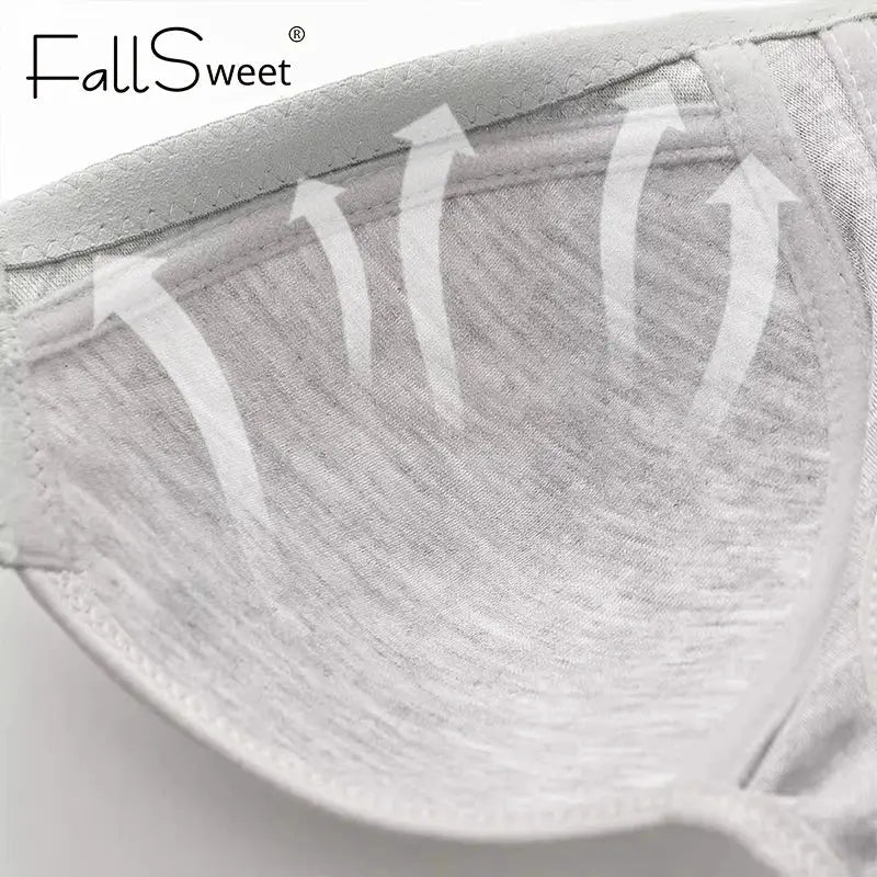 FallsSweet seamless front-closure bra, white wire-free full-coverage bralette