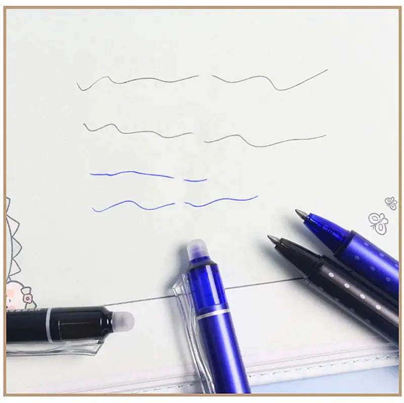 Simples Market 0.5mm retractable erasable gel pen set with refills in black and blue ink, built-in erasers.