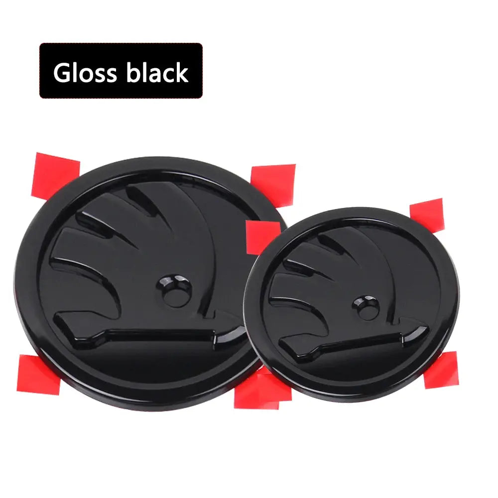 Gloss black ABS car badge emblems set, 80mm and 90mm, for Skoda Octavia/Superb Fabia Rapid Roomster, with red tabs