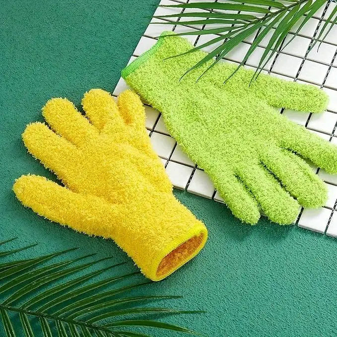 Two microfiber dusting gloves in yellow and green, stretchable and breathable, Simples Market
