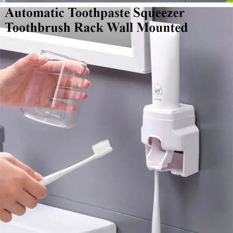 Natural wood bristle anti-static cleaning brush by Simples Market for desktop use and household sweeping