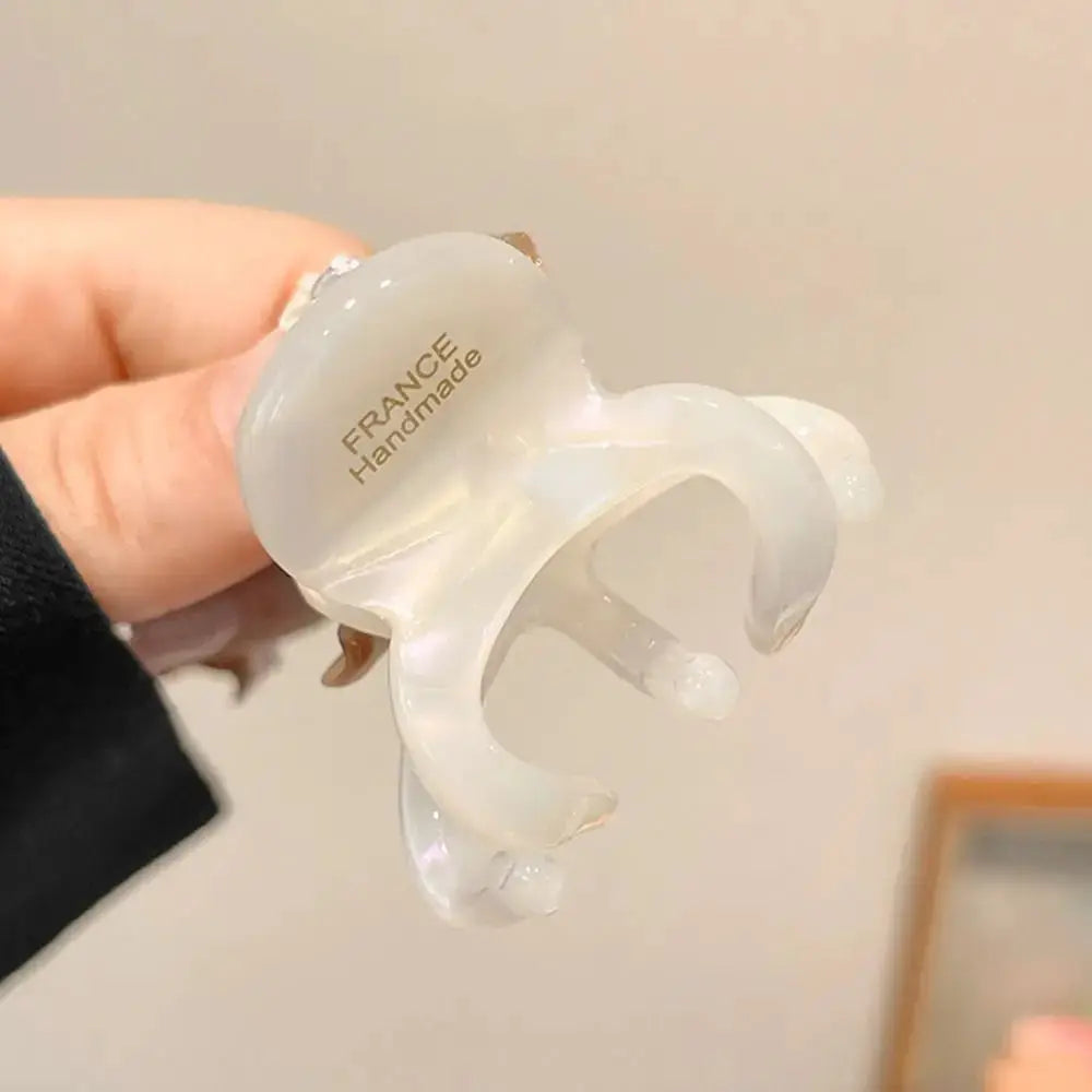 LuxeChic Parisian Hair Claw Clips Elegant Acetate Crab And Shark Clips For Women And Girls Retro Style