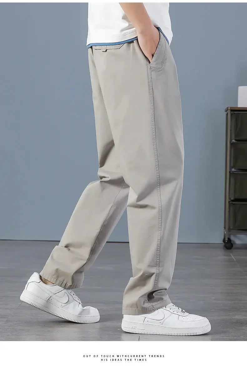 Men's khaki cotton cargo pants for workwear with pockets