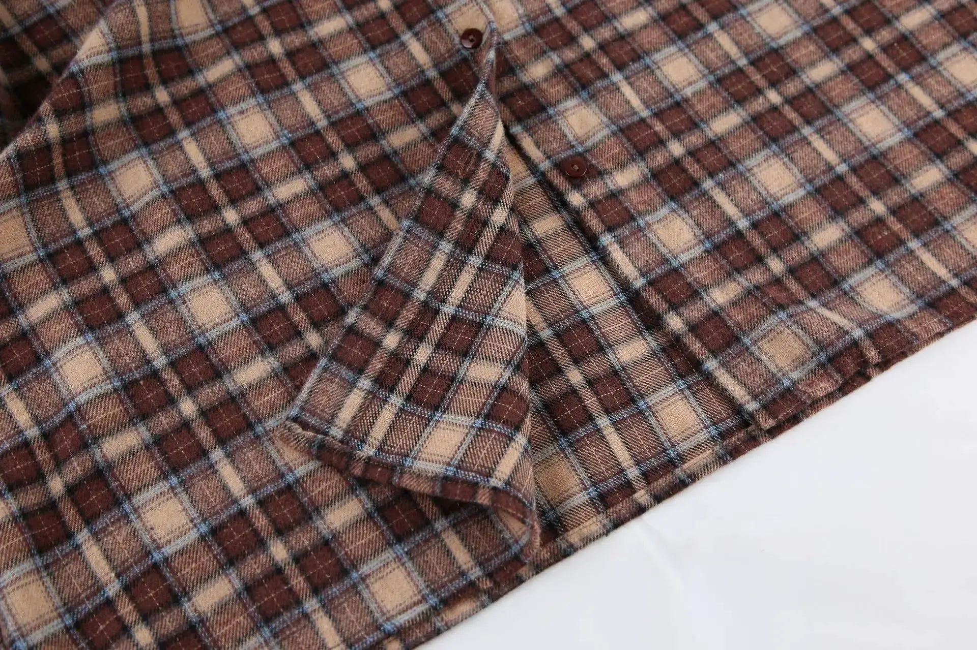 Women's plaid check shirt in brown and beige with blue lines, long sleeves, casual single-breasted style