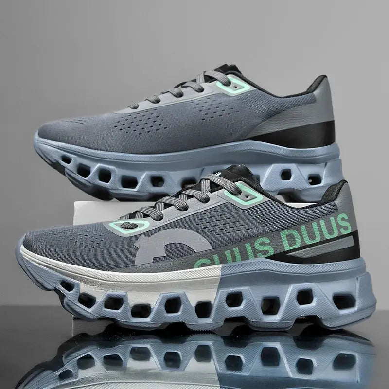 Men's running shoes by Simples Market, gray-blue off-road trainers with breathable mesh and cushioned hexagonal sole.