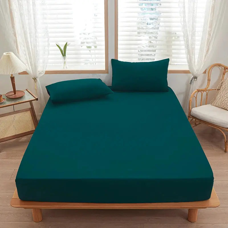 Simples Market teal fitted sheet, 100% polyester with elastic around edges, one piece