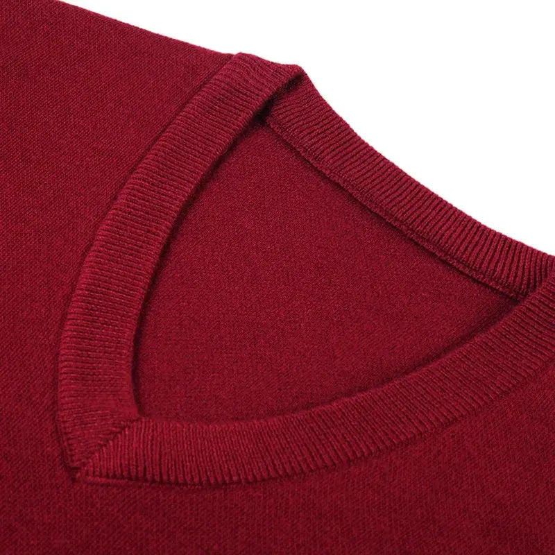 Men's red v-neck knitted vest, solid color, warm casual knit top