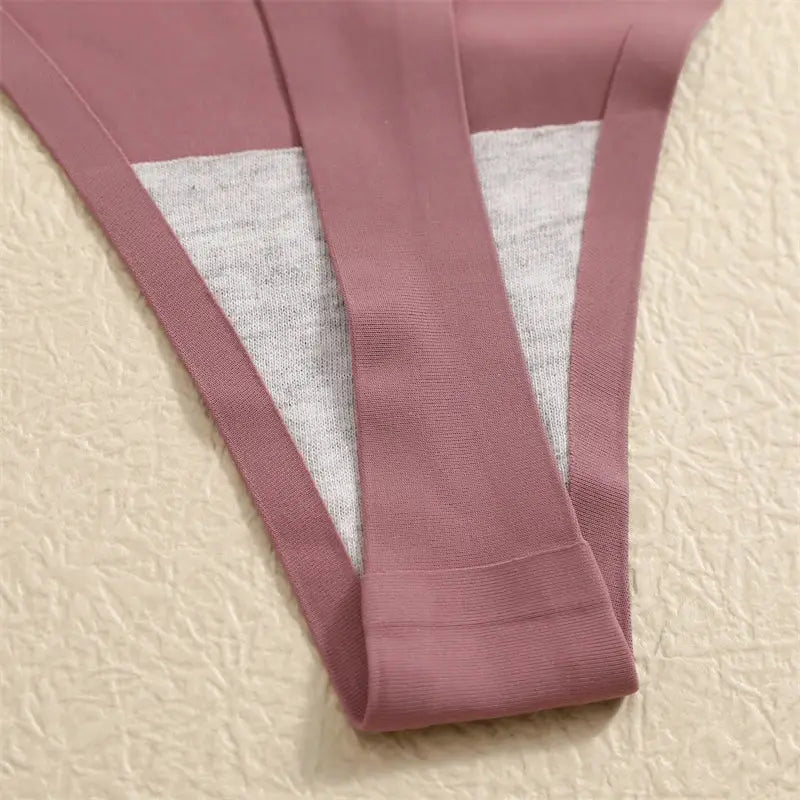 4-pack seamless thong underwear in dusty pink ice silk, low-waist and breathable by Simples Market