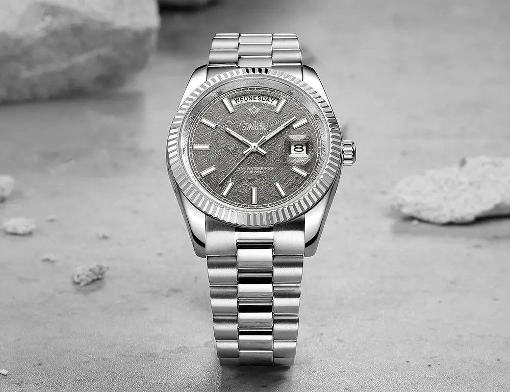 CADISEN DD40 stainless steel men's watch with textured dial and day/date window