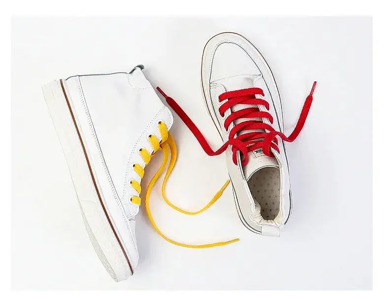 Pair of flat shoelaces in red and yellow for sneakers, Simples Market AF1 unisex casual shoe strings