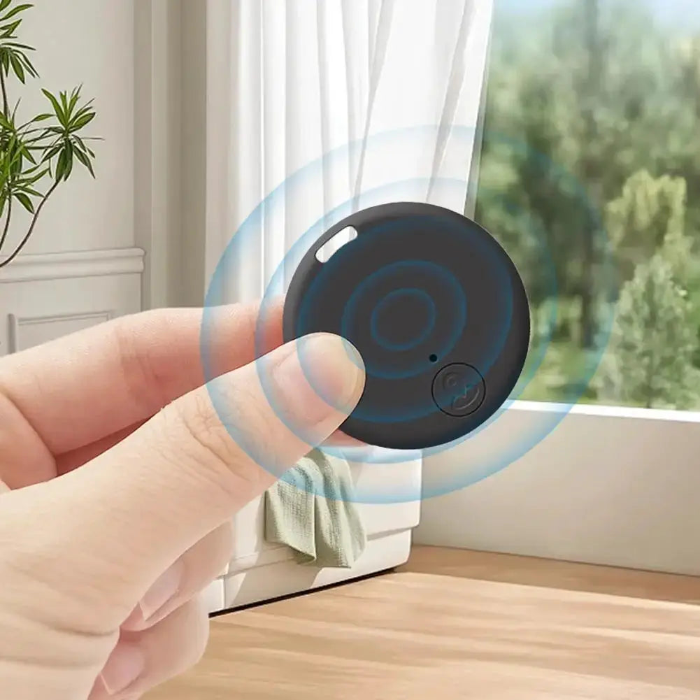 Pet GPS tracker, round black Bluetooth 5.0 anti-lost device for cats, dogs and keys