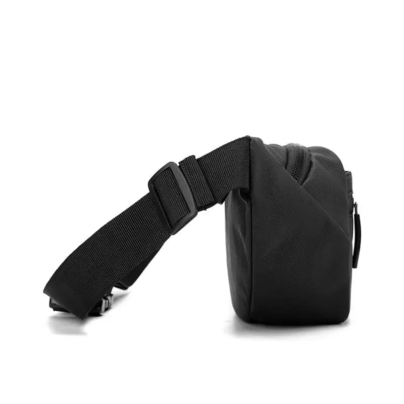 Simples Market black waterproof waist bag with adjustable strap, unisex belt pouch for travel