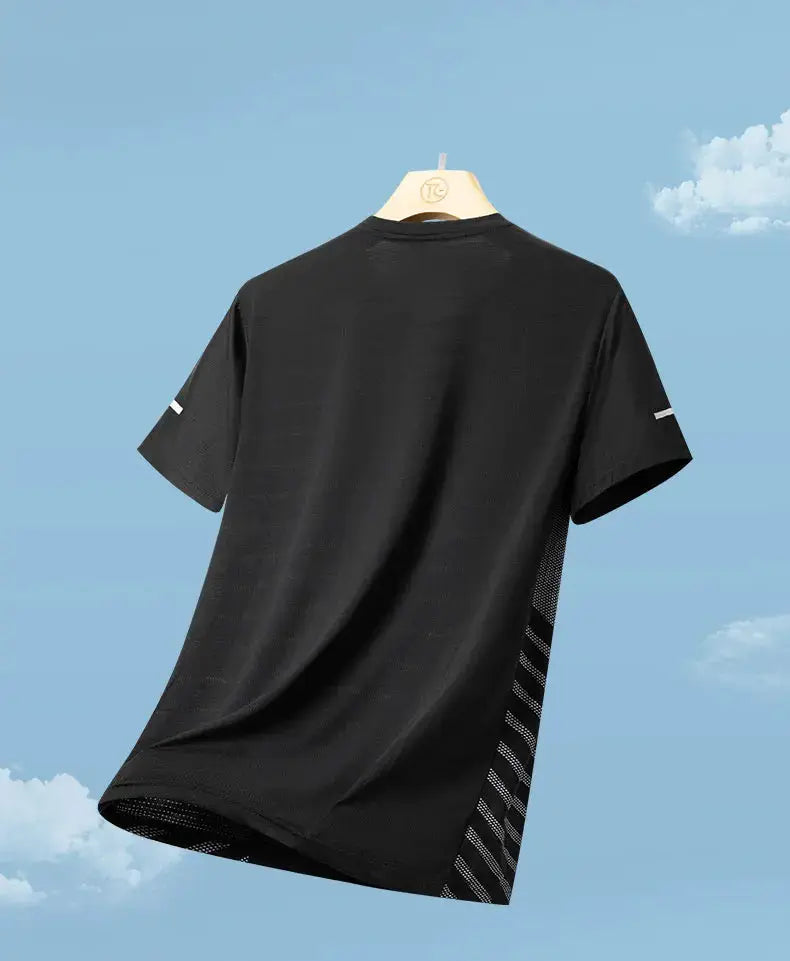 Men's running T-shirt, black ice-silk thin fabric, quick-dry breathable with reflective stripes