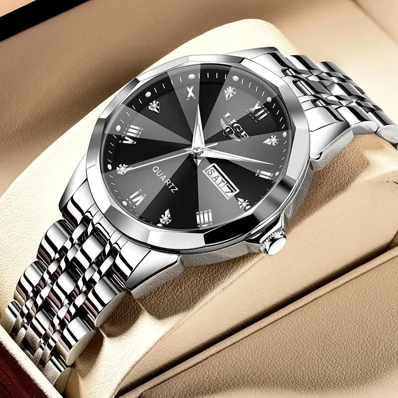LIGE quartz wristwatch with stainless steel bracelet and black dial with crystal markers
