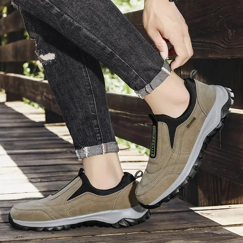 TrailStride Mens Non Slip Casual Sports Shoes with Breathable Hemp Upper and Wear Resistant Outdoor Walking Shoes
