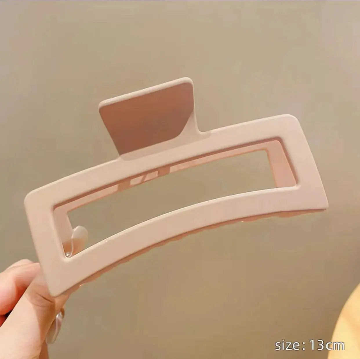 Korean Large Solid Hair Claw Clip Elegant Barrette With Geometric Romantic Design For Women Secure All Hair Types