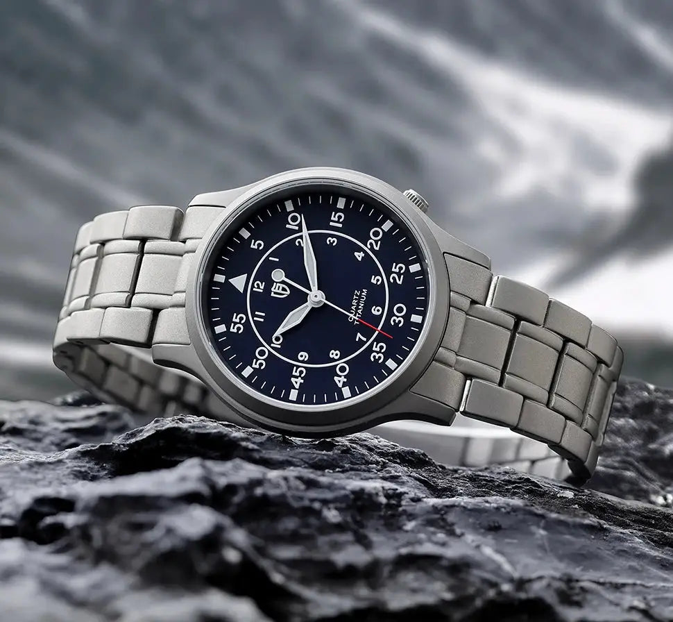 BERNY titanium men's wristwatch by Simples Market, navy dial, AR-coated sapphire crystal, metal bracelet, 5ATM