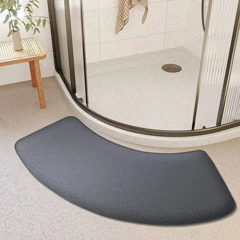 Simples Market curved gray bathroom mat, thickened absorbent non-slip shower and entrance mat